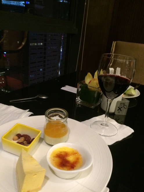 Executive Lounge with free flow wine and dessert at Grand Mercure Shanghai